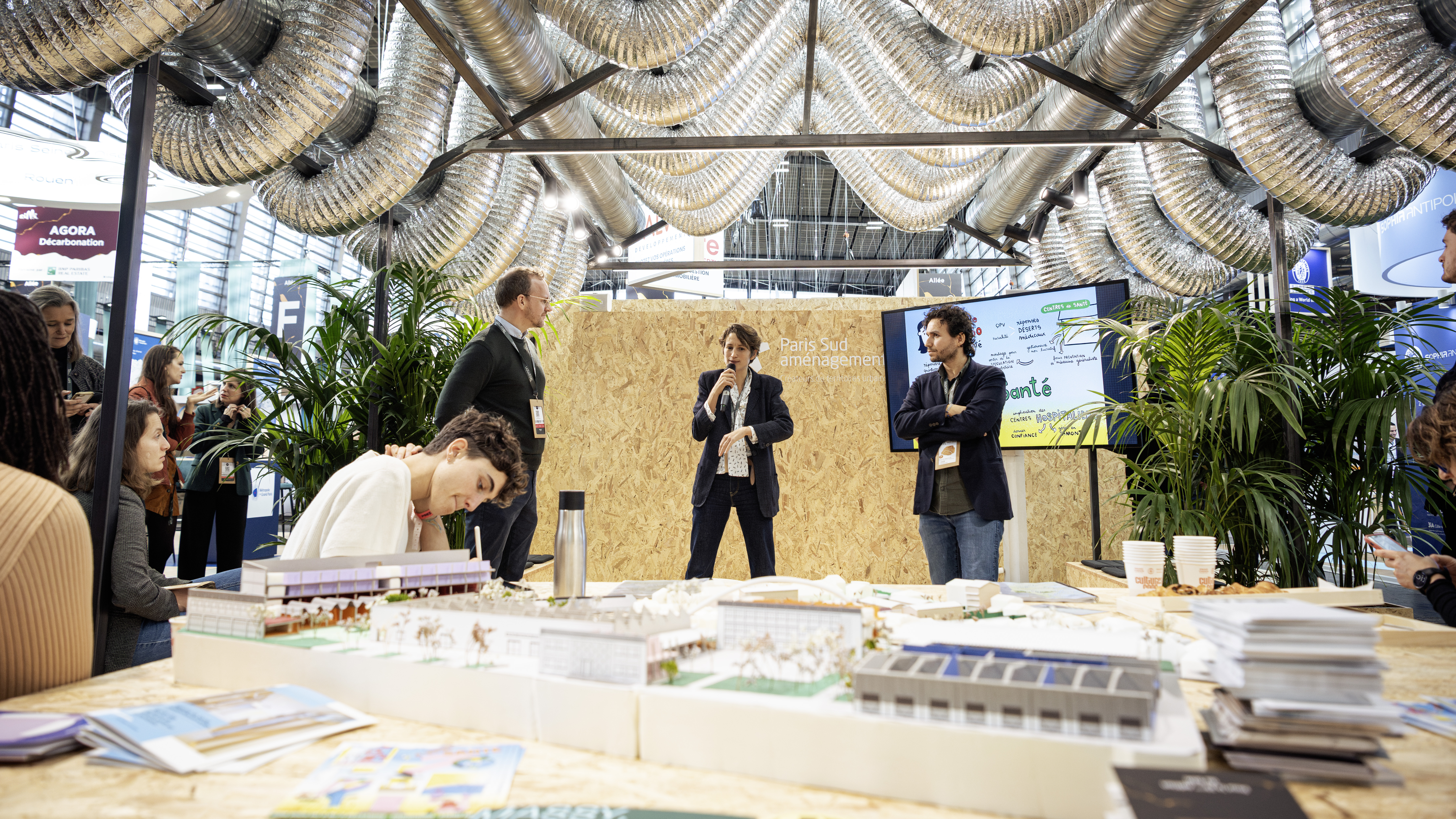 Animation des tables rondes au SIMI 2025